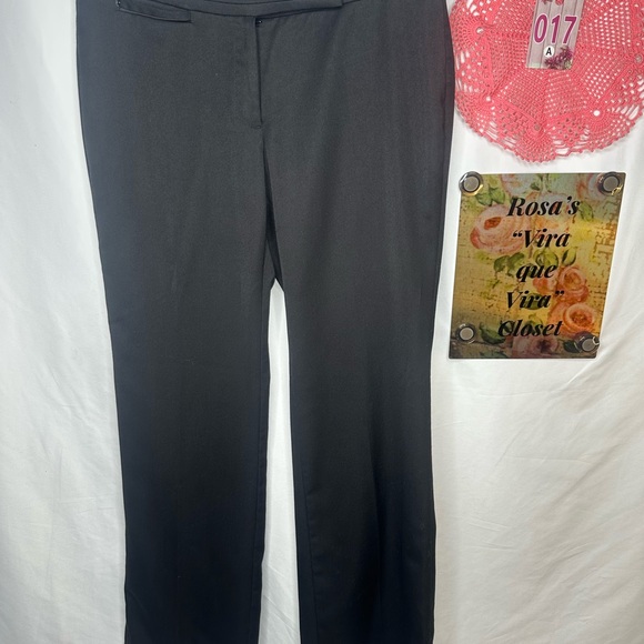 White House Black Market Modern Boot Dress Pants Size 8R - Picture 2 of 10
